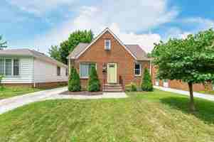 featured image of 5934 Deering Ave