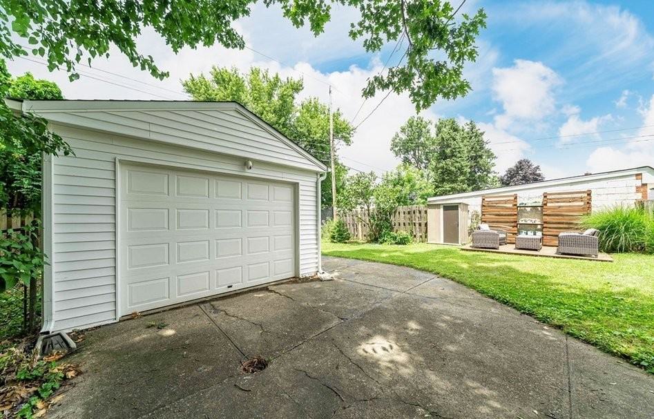5934 Deering Ave - Photo 4 of 20