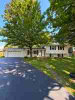 featured image of 2706 Lakewood Dr N