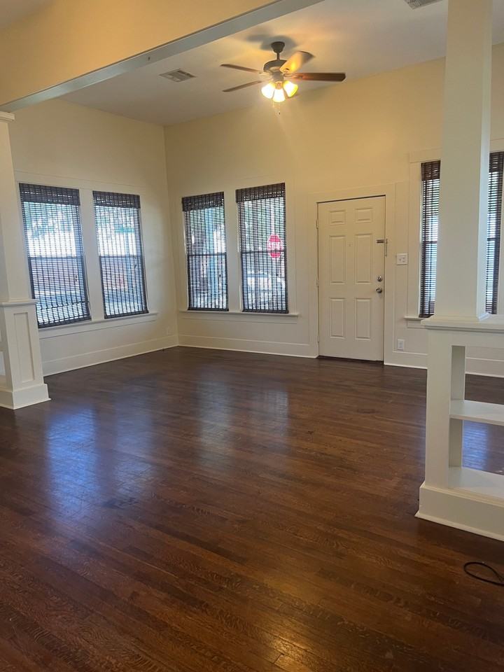 200 E Cypress St - Photo 4 of 14