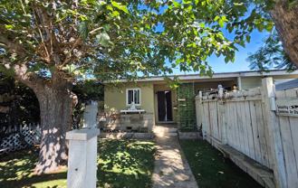 16629 Victory Blvd - Photo 1 of 1