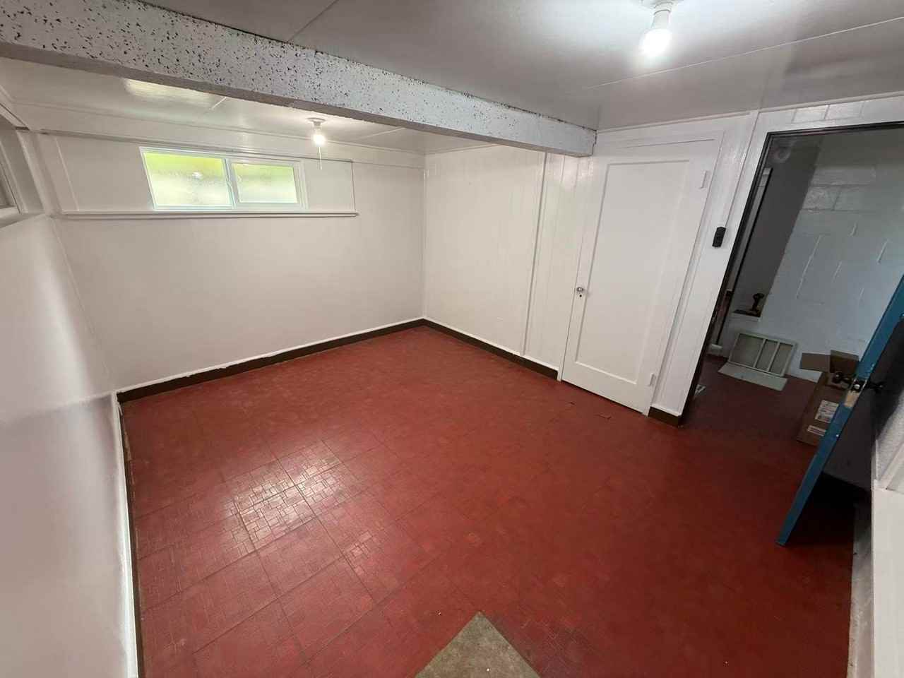 2248 Makanani Dr - Photo 3 of 4