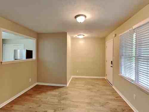5674 Elmtree Dr - Photo 5 of 14