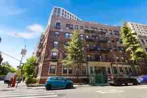 featured image of 400 Lincoln Pl #2B