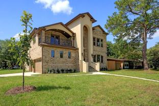 5203 Beechnut St - Photo 1 of 1