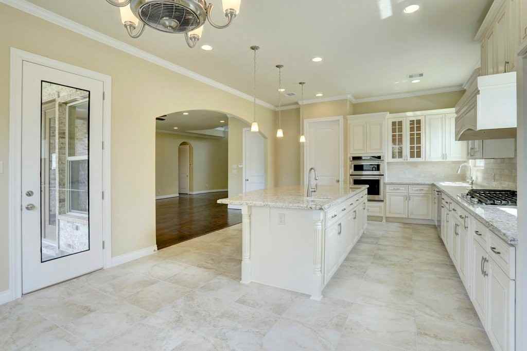 5203 Beechnut St - Photo 5 of 20