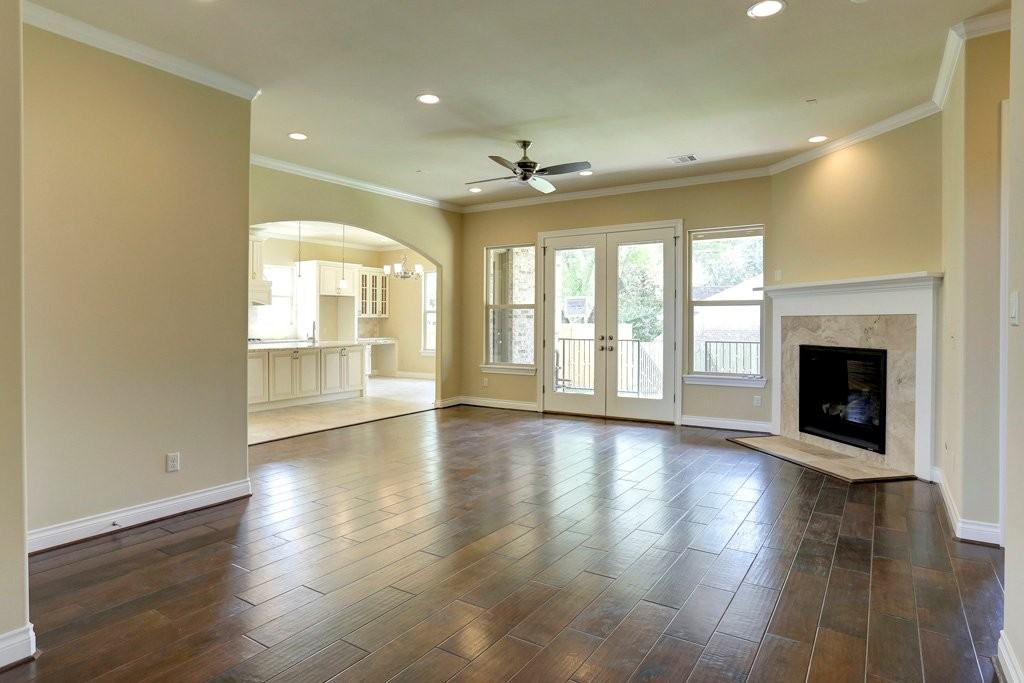 5203 Beechnut St - Photo 6 of 20
