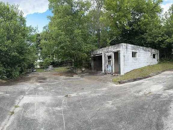 933 Ponce De Leon Cir - Photo 5 of 11