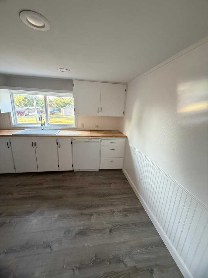 2026 Remco Osage St - Photo 5 of 23