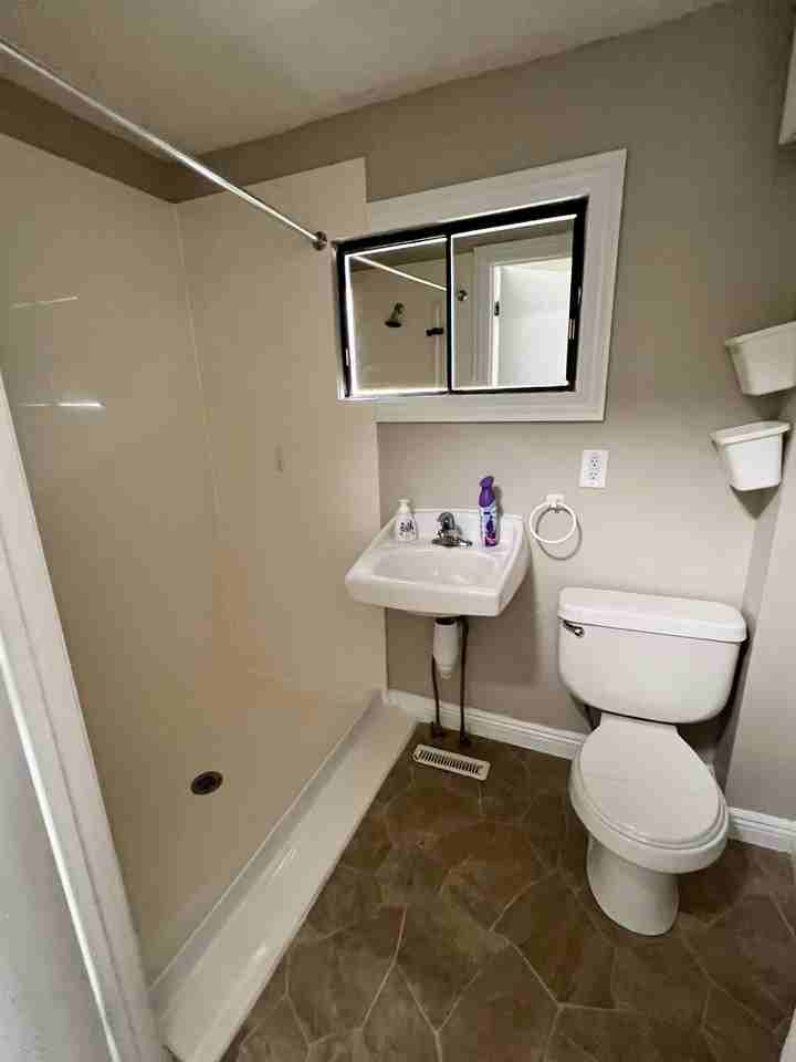 2731 Madison St - Photo 6 of 17