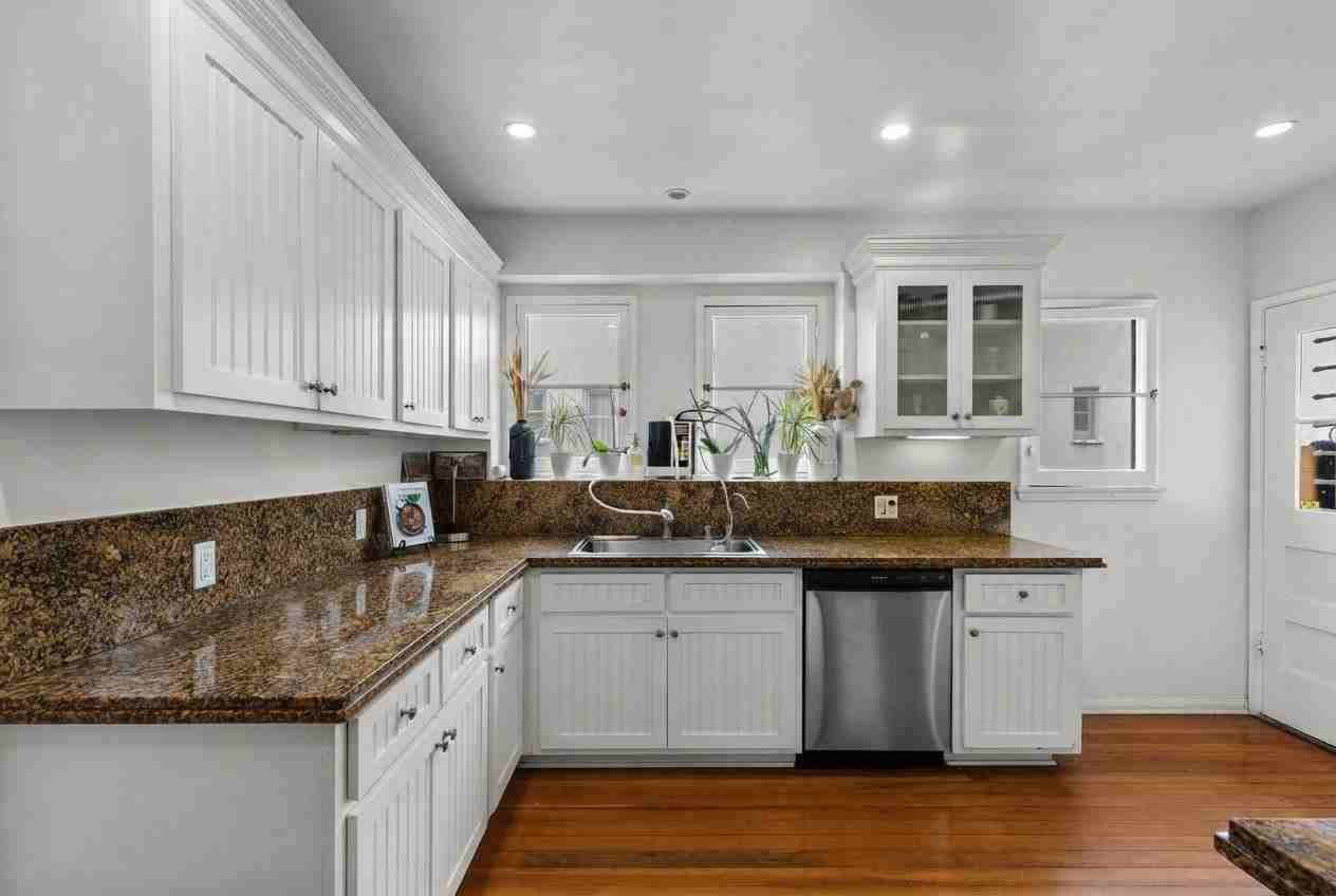 6233 Orange St - Photo 6 of 16