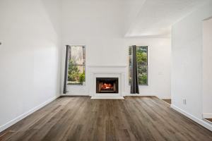 featured image of 8736 S Oakwood Park Cir