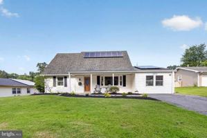 featured image of 3809 Irongate Ln
