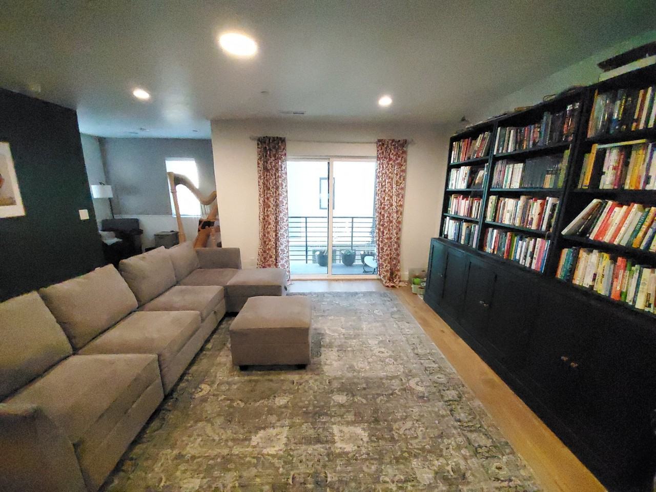 1590 Sw #701 - Photo 5 of 15