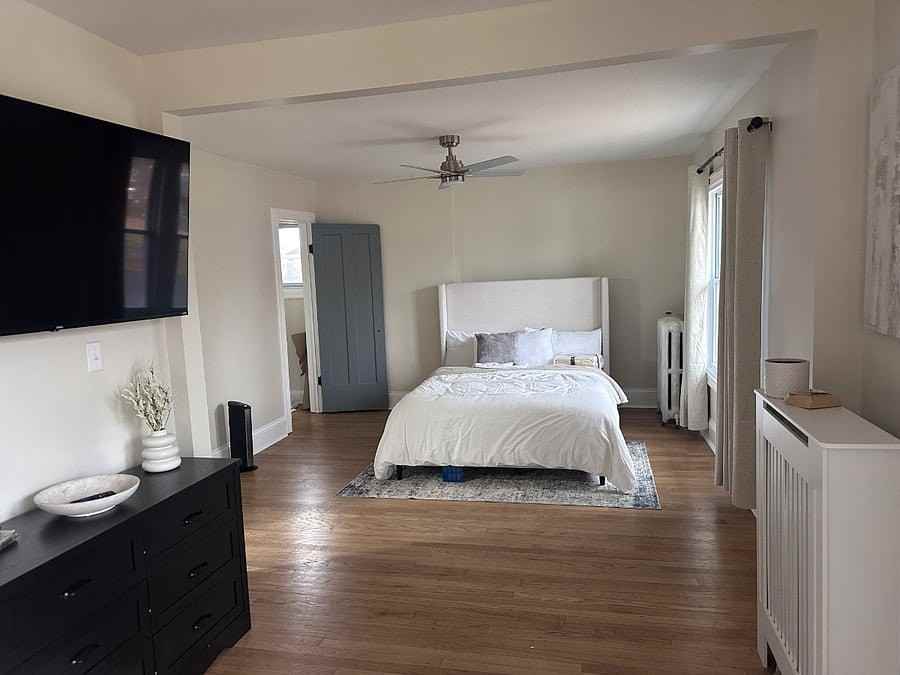 4221 Fullerton St - Photo 4 of 12