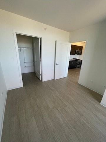 140 W Superior St - Photo 7 of 9
