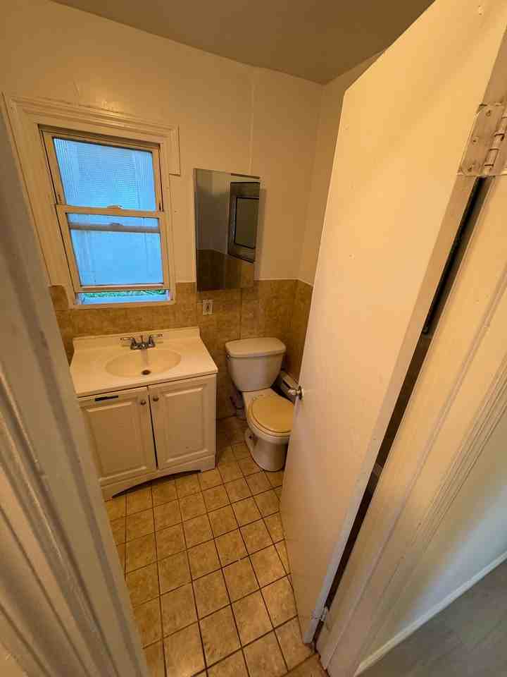 21 Spring St #3 - Photo 5 of 16
