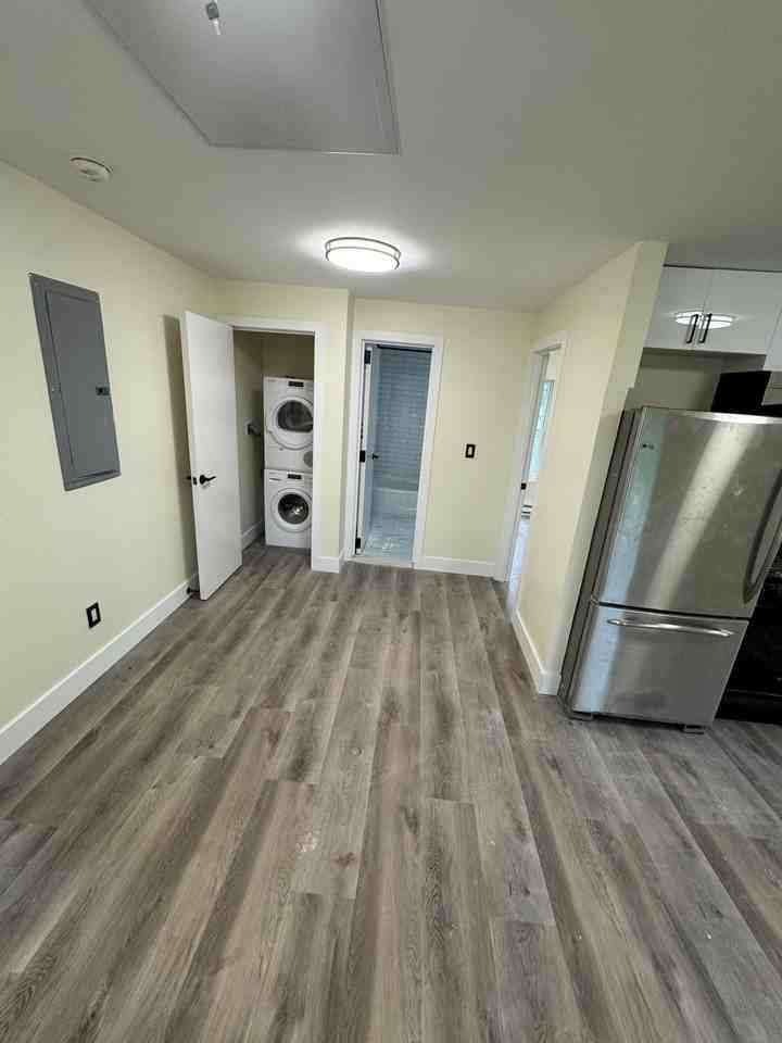 69 Broadway Woodridge #B - Photo 2 of 11