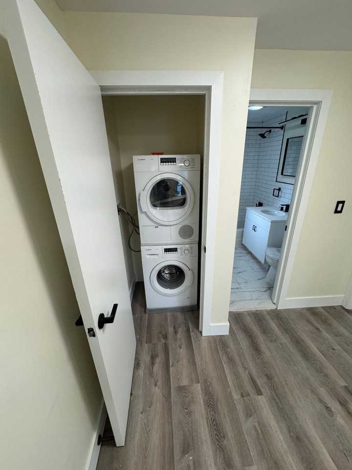 69 Broadway Woodridge #B - Photo 4 of 11