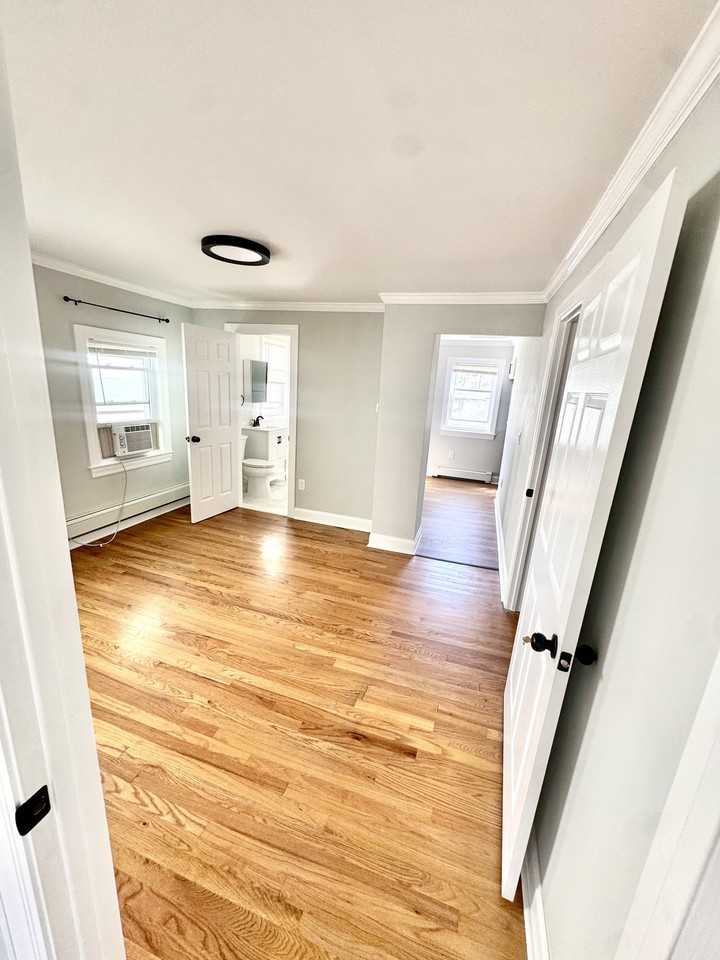 196 Mcwhorter St #2 - Photo 3 of 16