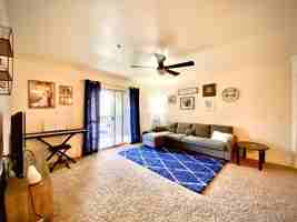 featured image of 425 Sw #203