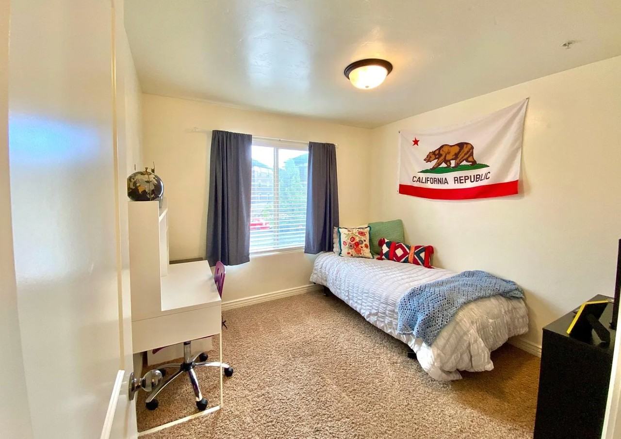 425 Sw #203 - Photo 6 of 20