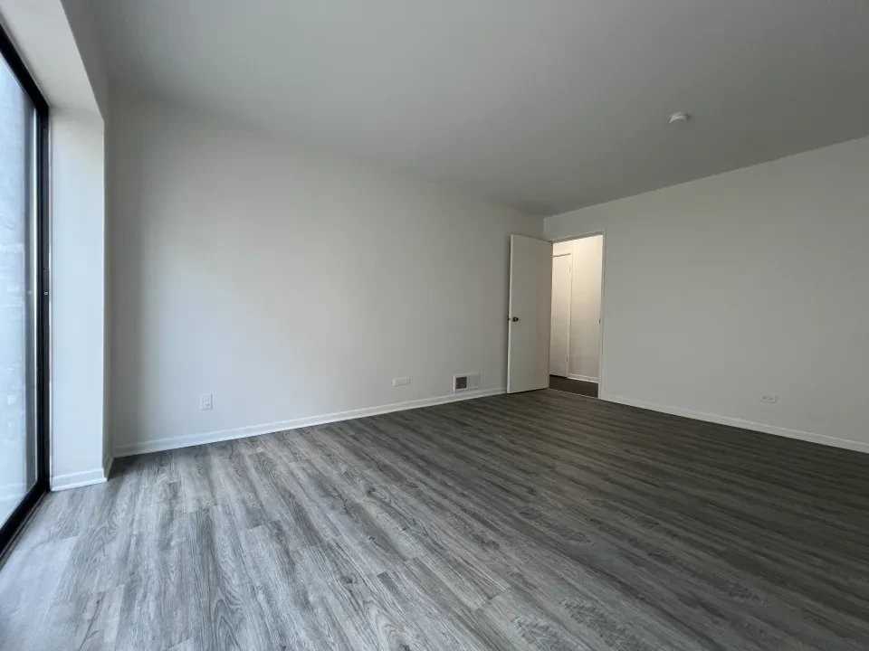 2300 North Harlem Avenue606 Elmwood Park, Il - Photo 3 of 14