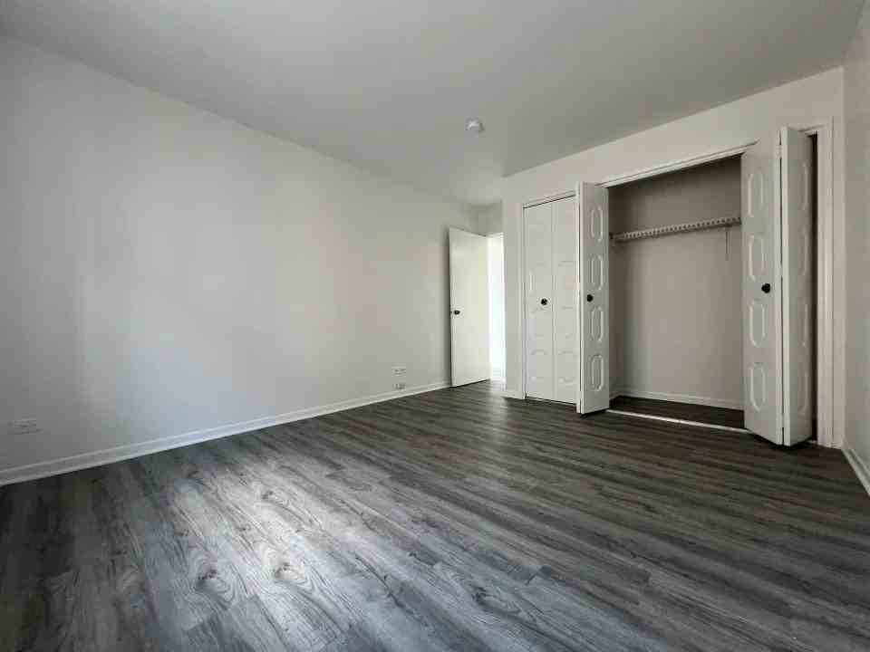 2300 North Harlem Avenue606 Elmwood Park, Il - Photo 5 of 14