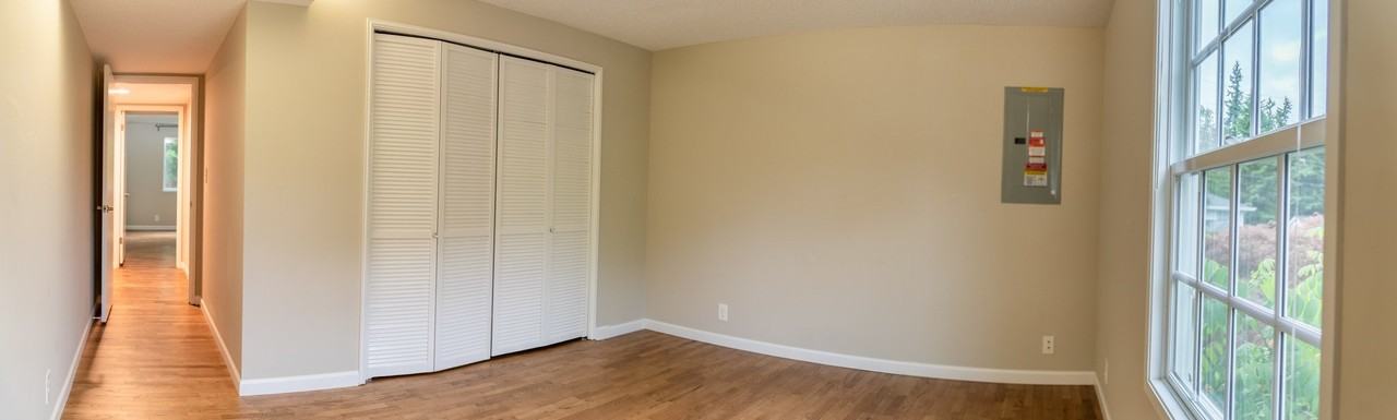 2247 172nd Ave Ne - Photo 5 of 12