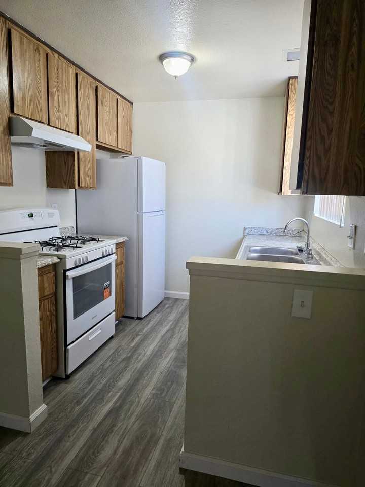 5906 Challen Ave #12 - Photo 2 of 7