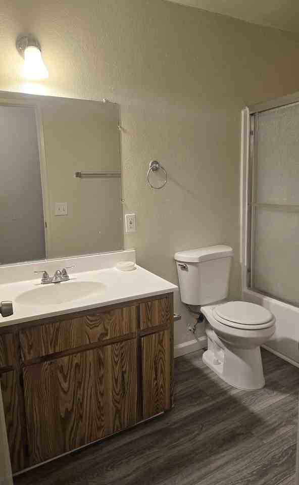 5906 Challen Ave #12 - Photo 6 of 7