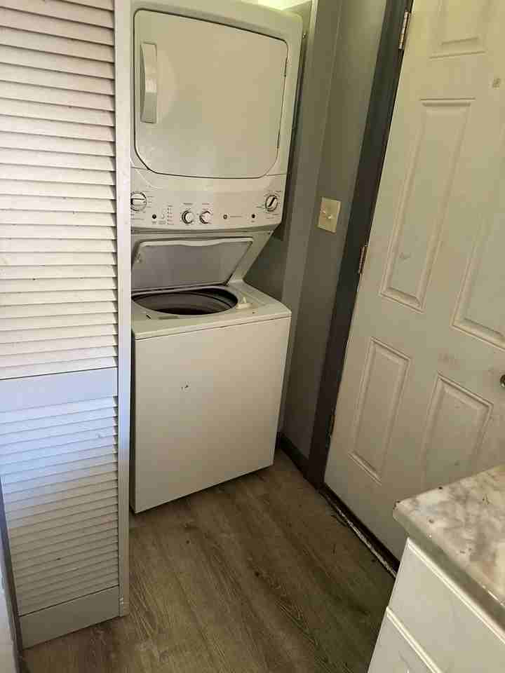 623 Bonnycastle Ave - Photo 6 of 10