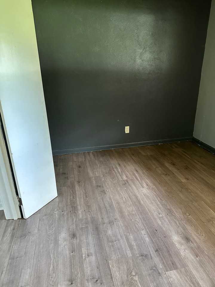 623 Bonnycastle Ave - Photo 7 of 10