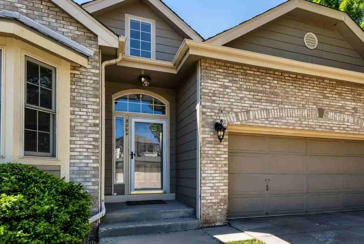 9604 W Long Dr - Photo 5 of 20