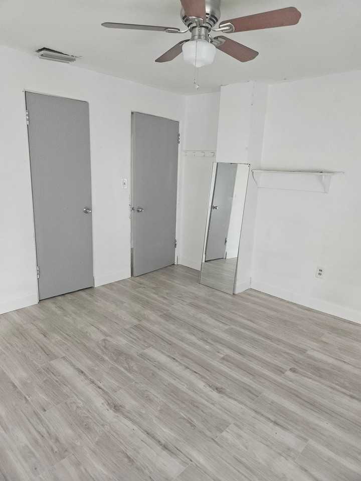 1612 S Eustis St - Photo 4 of 11