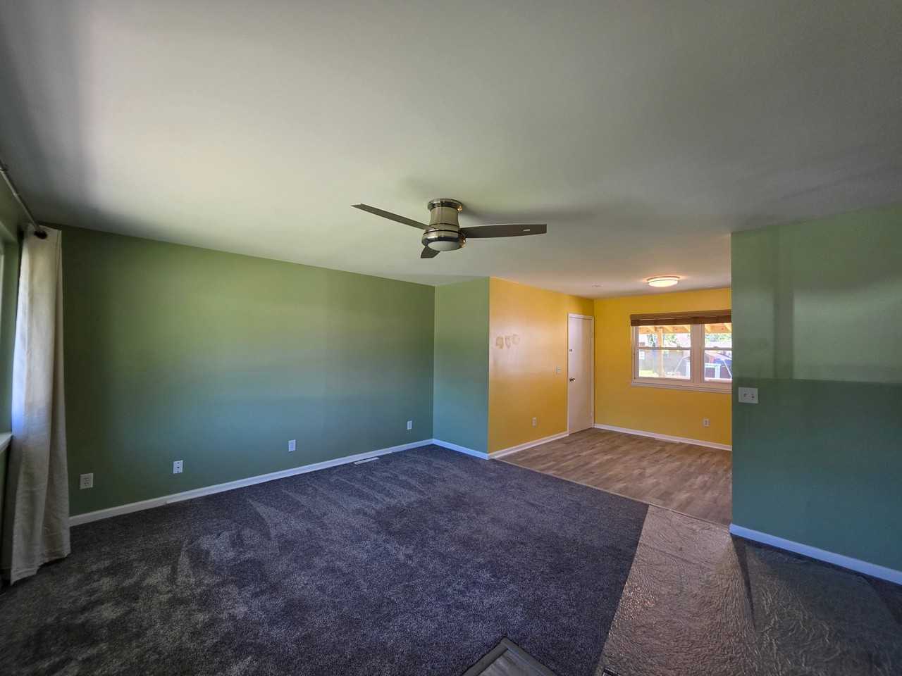 4637 Clayton Dr - Photo 2 of 12