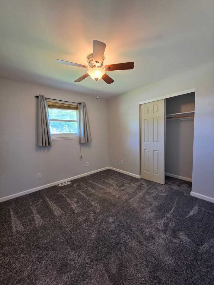 4637 Clayton Dr - Photo 7 of 12