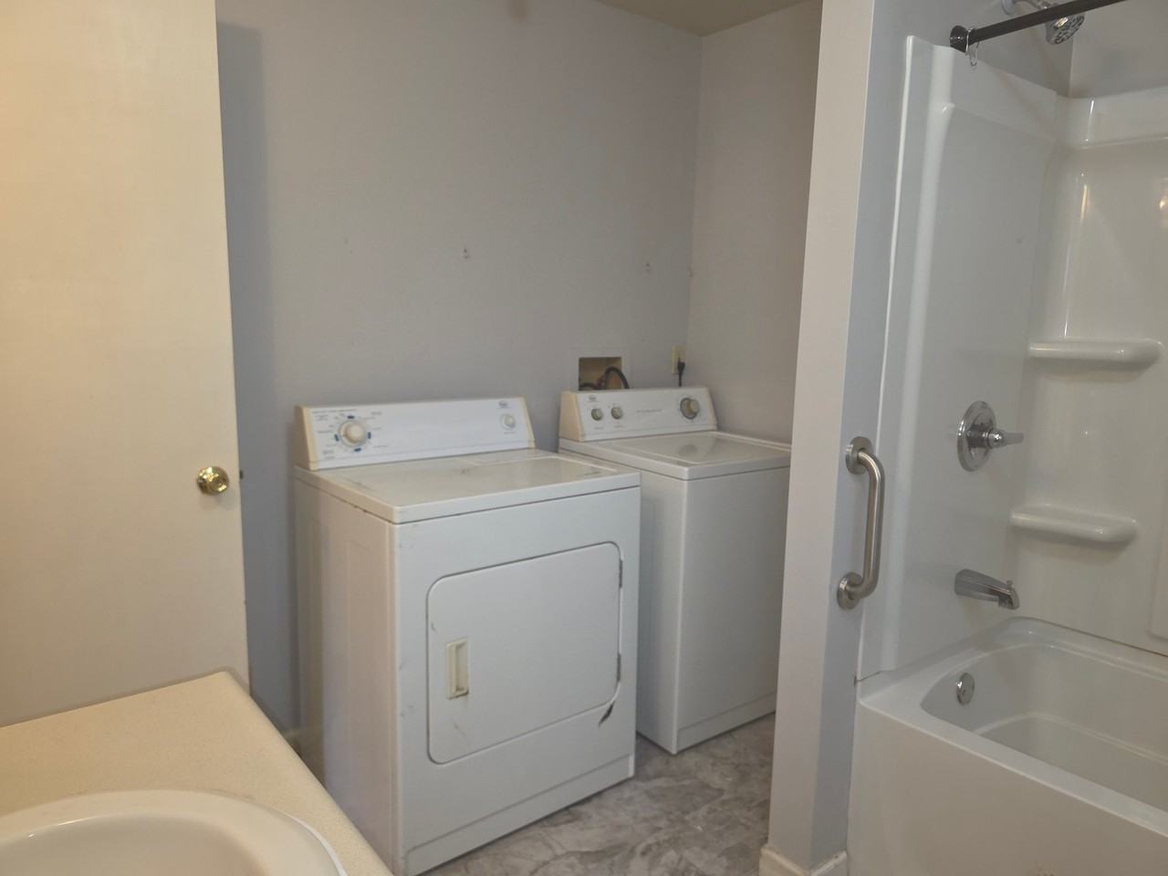 505 E Montgomery St #1 - Photo 4 of 10