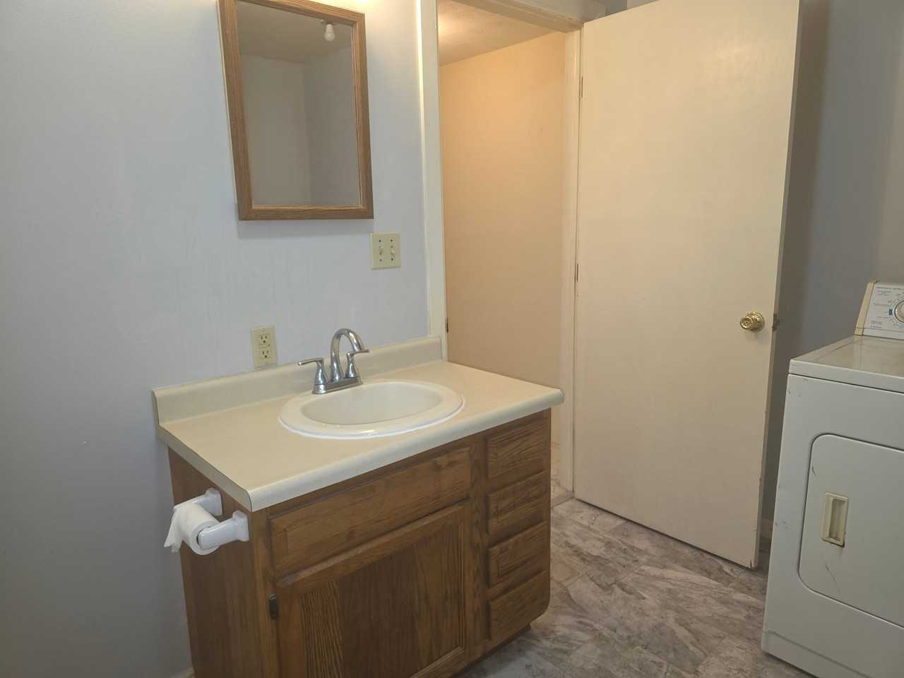 505 E Montgomery St #1 - Photo 5 of 10