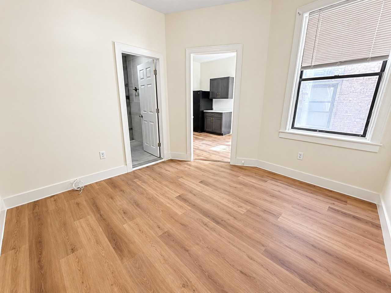 212 60th St #1 - Photo 2 of 6