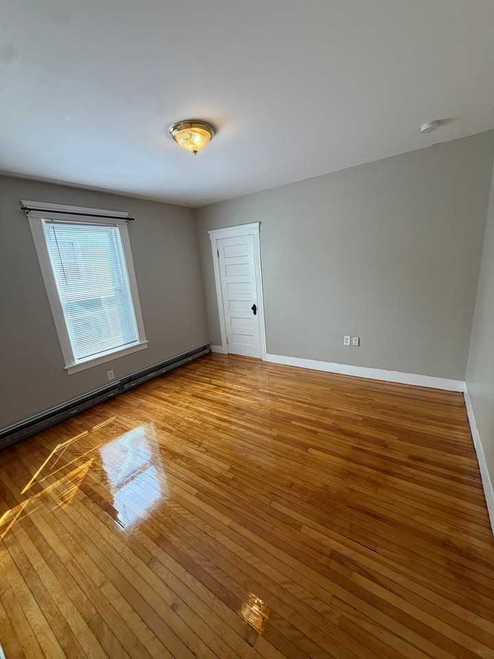 69 Hamilton St #1 - Photo 7 of 14