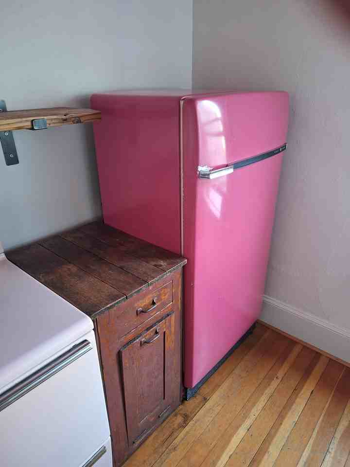 432 Ne Dekum St #B - Photo 6 of 11