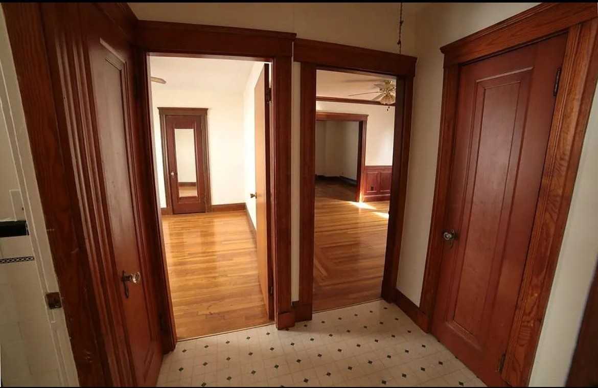 7 Seagrave Rd #1 - Photo 5 of 5