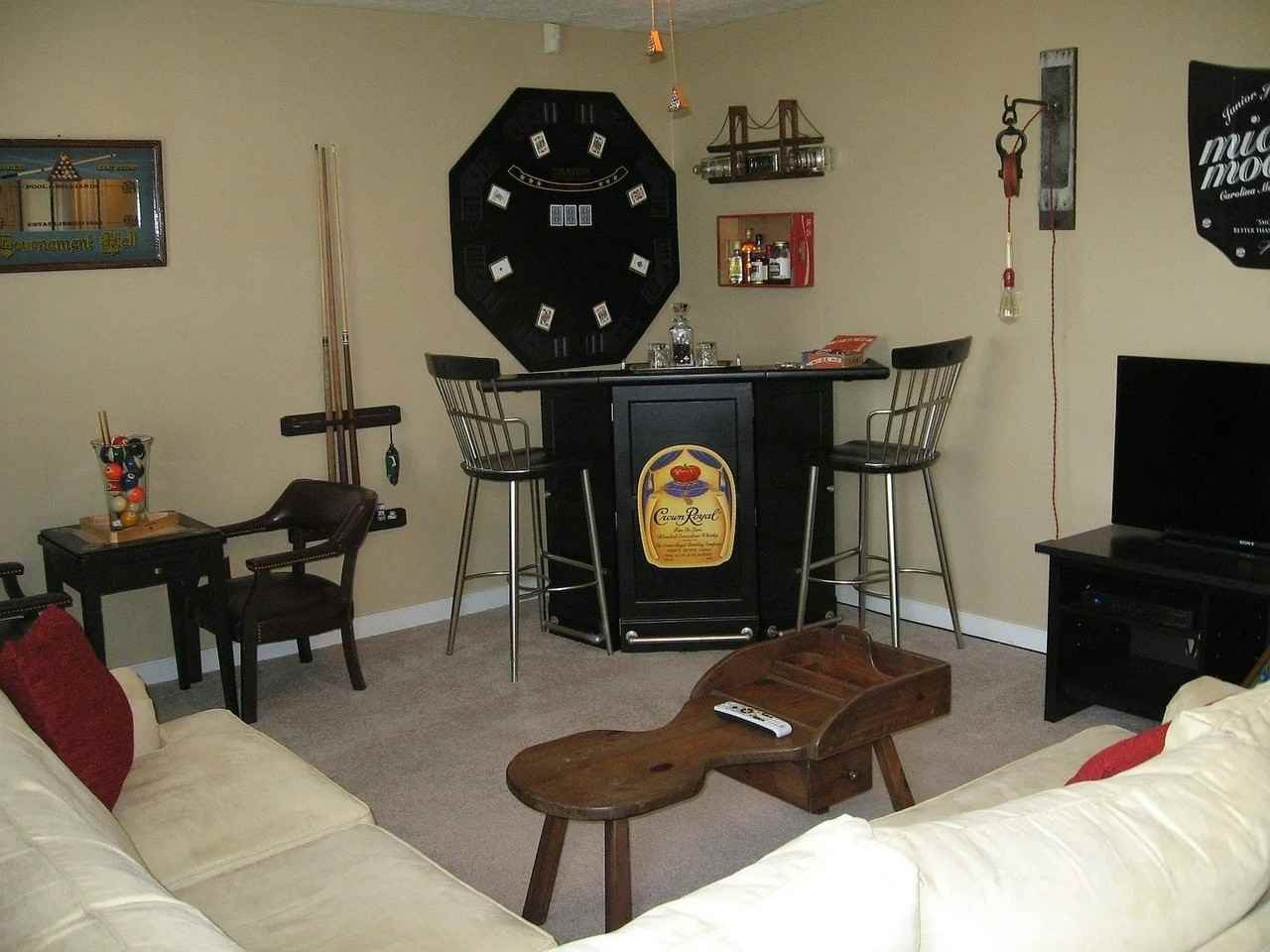 706 South Kalmia Avenue - Photo 4 of 15