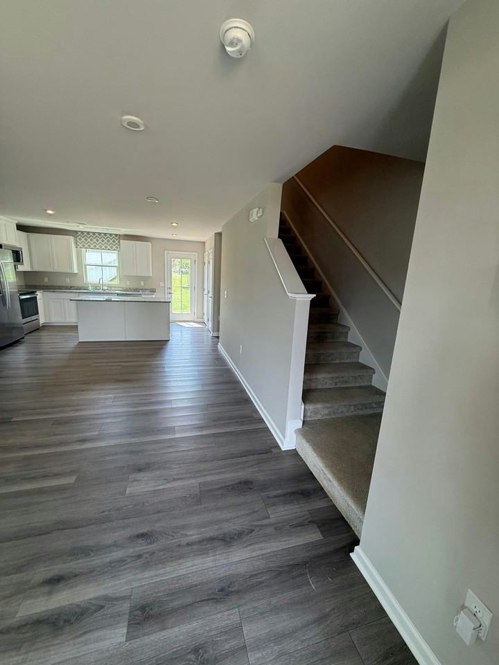 2010 Evanston Drive - Photo 4 of 19