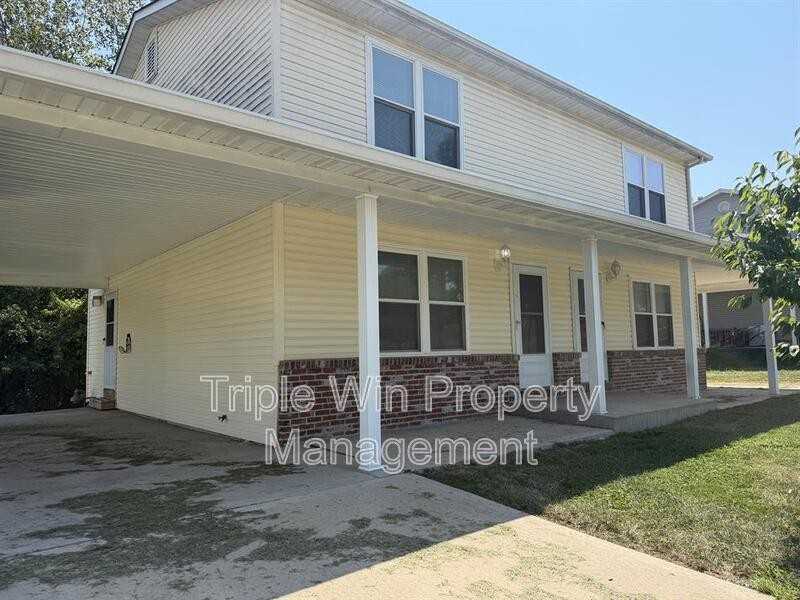 226 Diekamp Ln - Photo 3 of 35