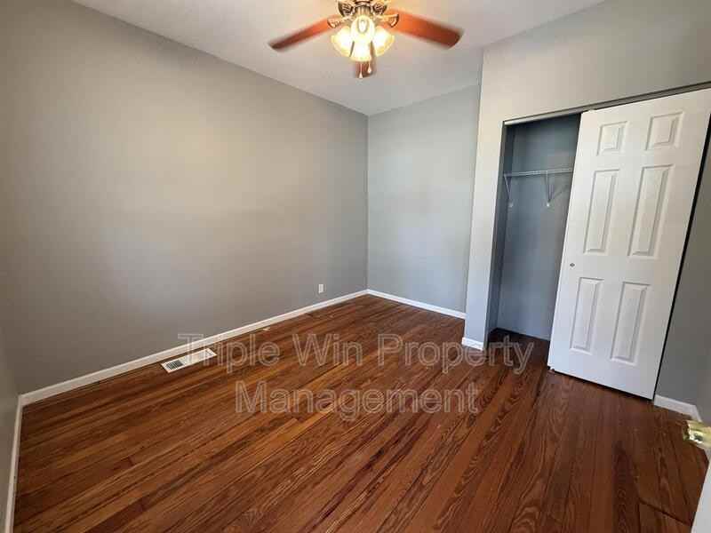 7790 Folk Ave - Photo 6 of 26