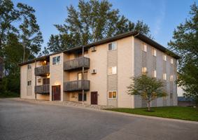 featured image of 400 E River St