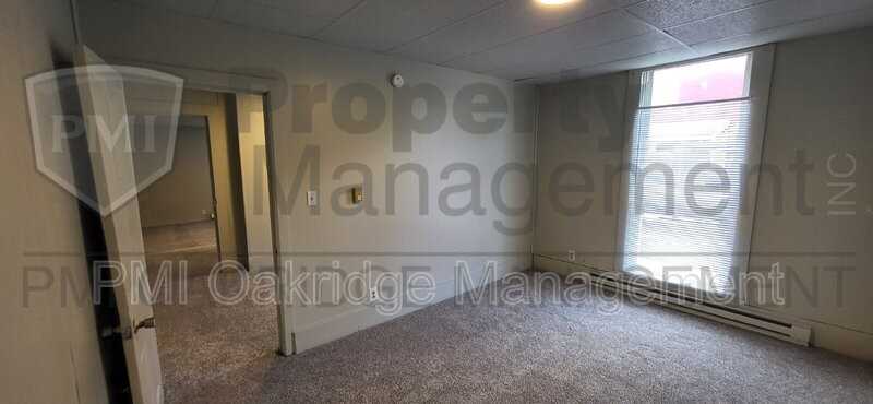 7 N East St #B - Photo 7 of 8