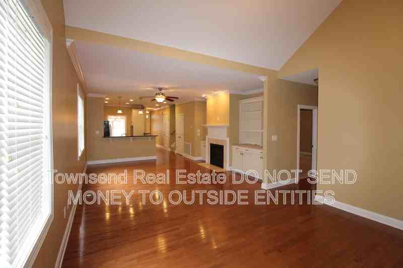 2210 Westdale Dr - Photo 7 of 24